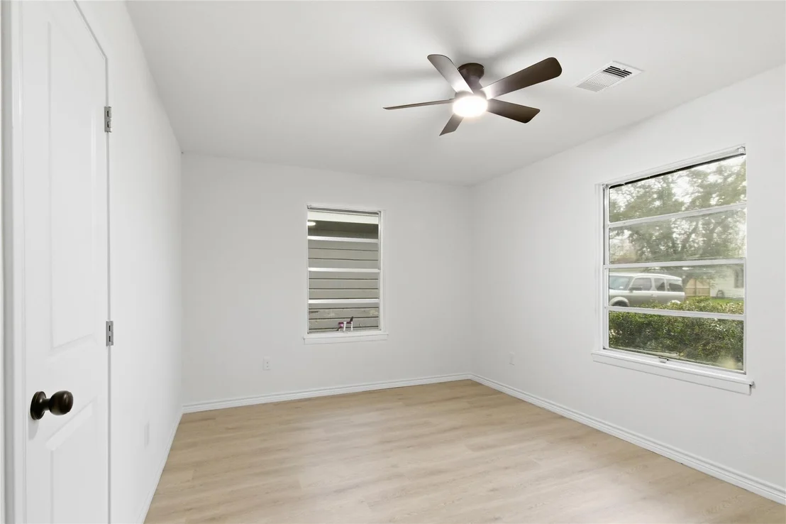 Photo of 2111 Briar Lane