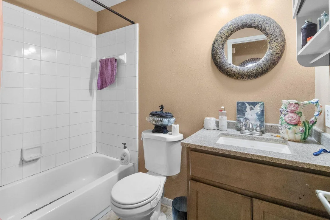 Photo of 5227 Honeyvine Drive