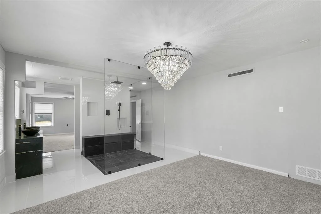 Photo of 1610 Shady Oaks Drive