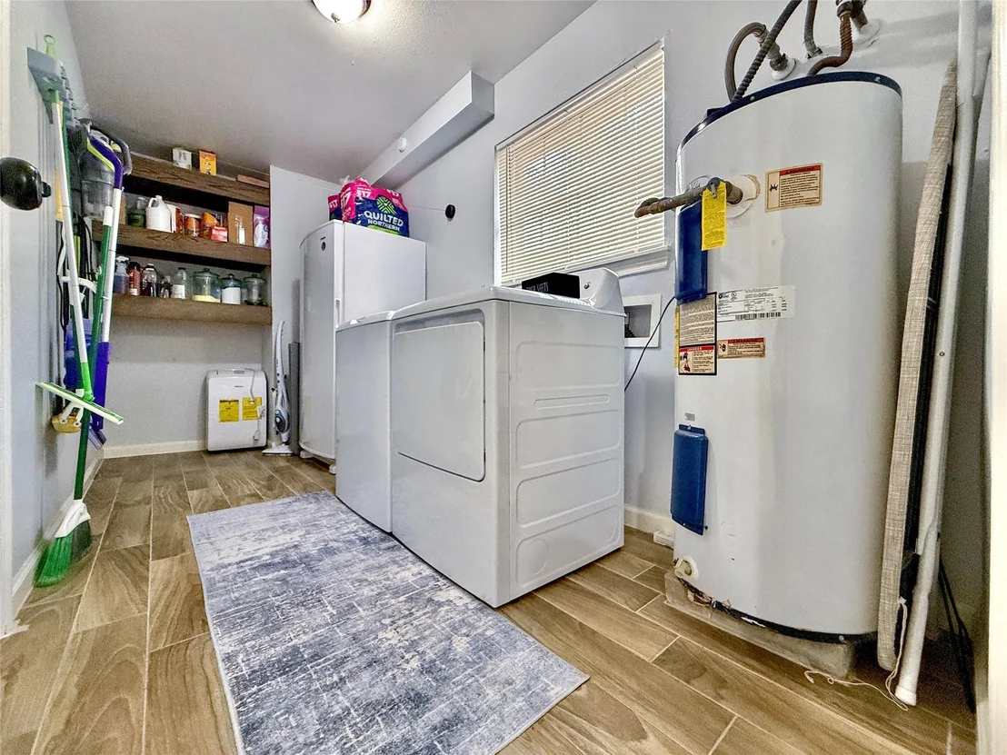 Photo of 7531 Antoine Drive