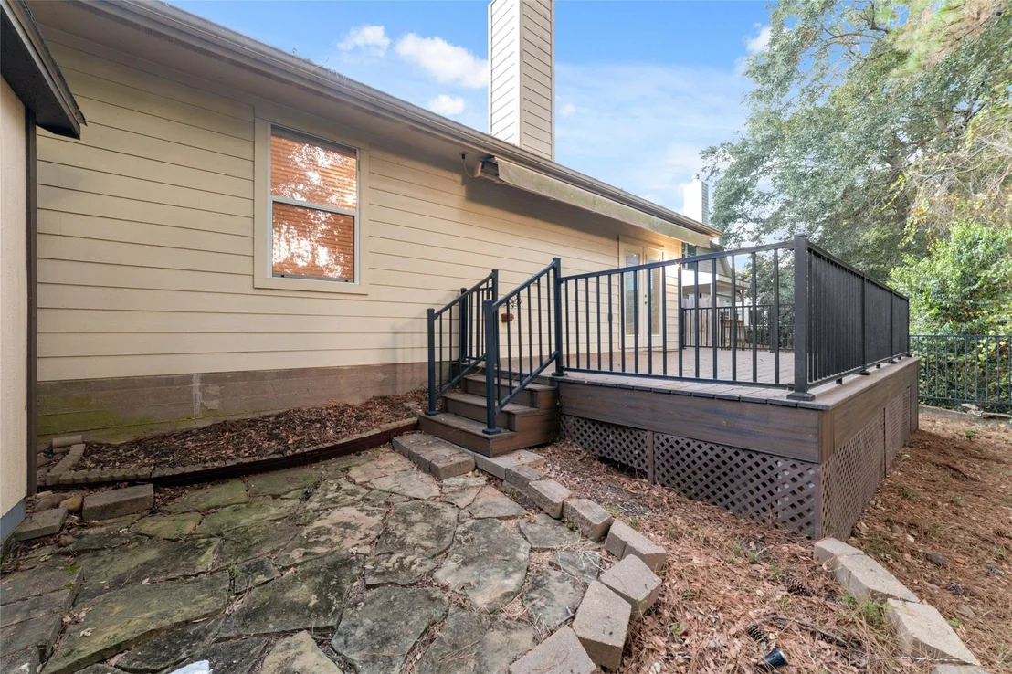Photo of 3520 White Oak Point Drive
