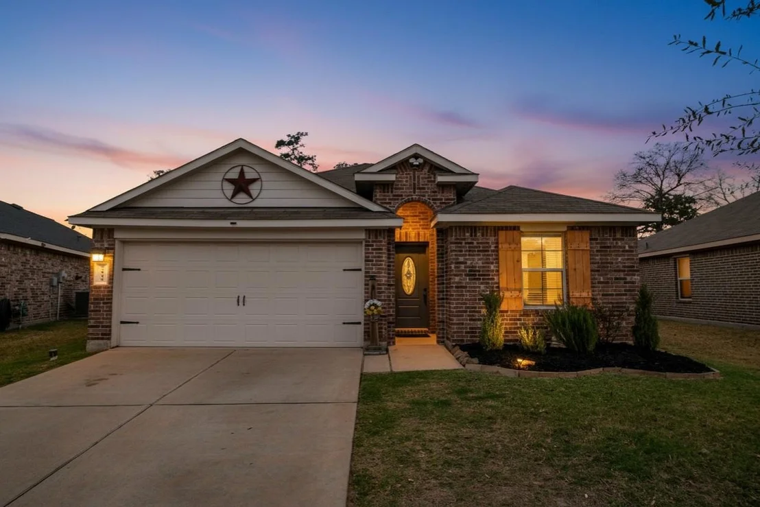 Photo of 5642 Mesquite Oaks Trail