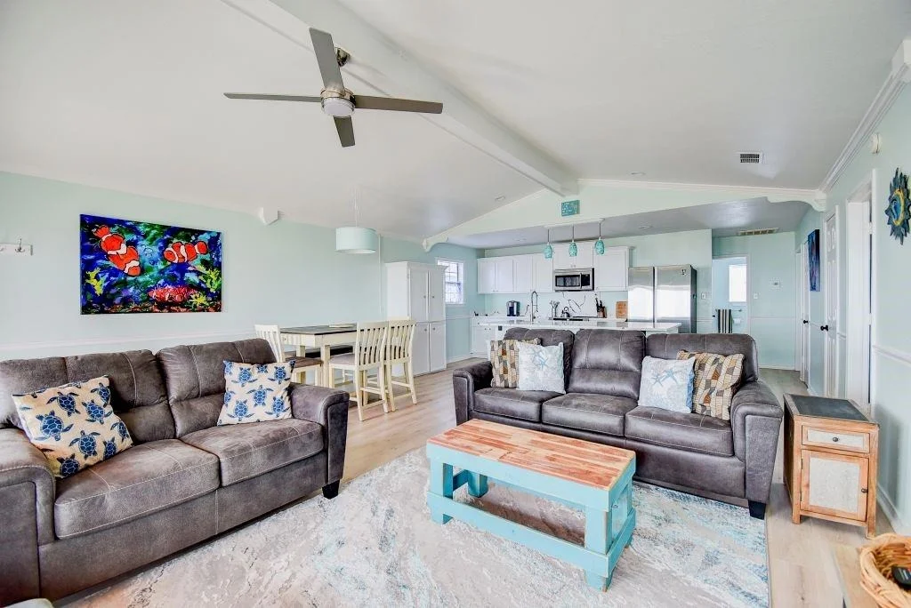 Photo of 1034 Bluewater Highway