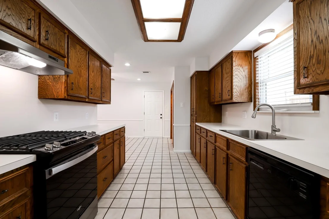 Photo of 818 Seafoam Road