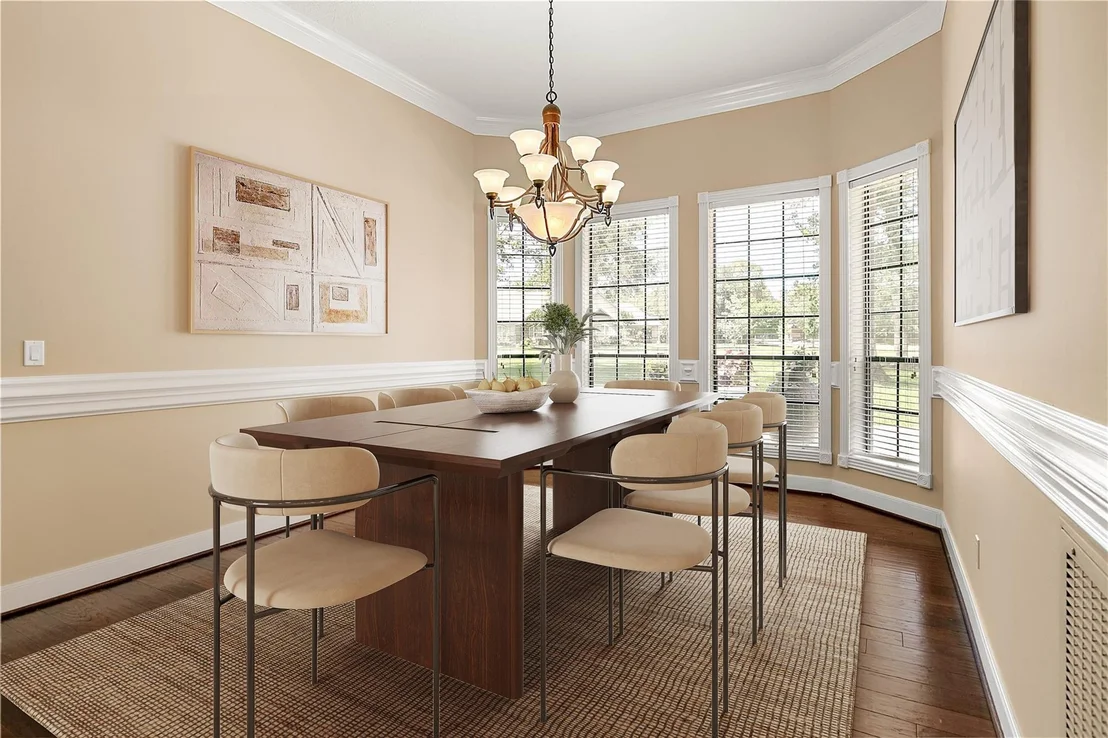 Photo of 2 Oak Crest Circle