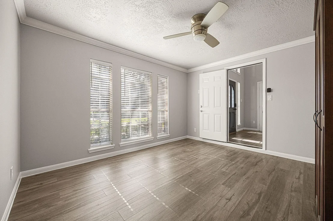 Photo of 10214 Hedge Way Drive
