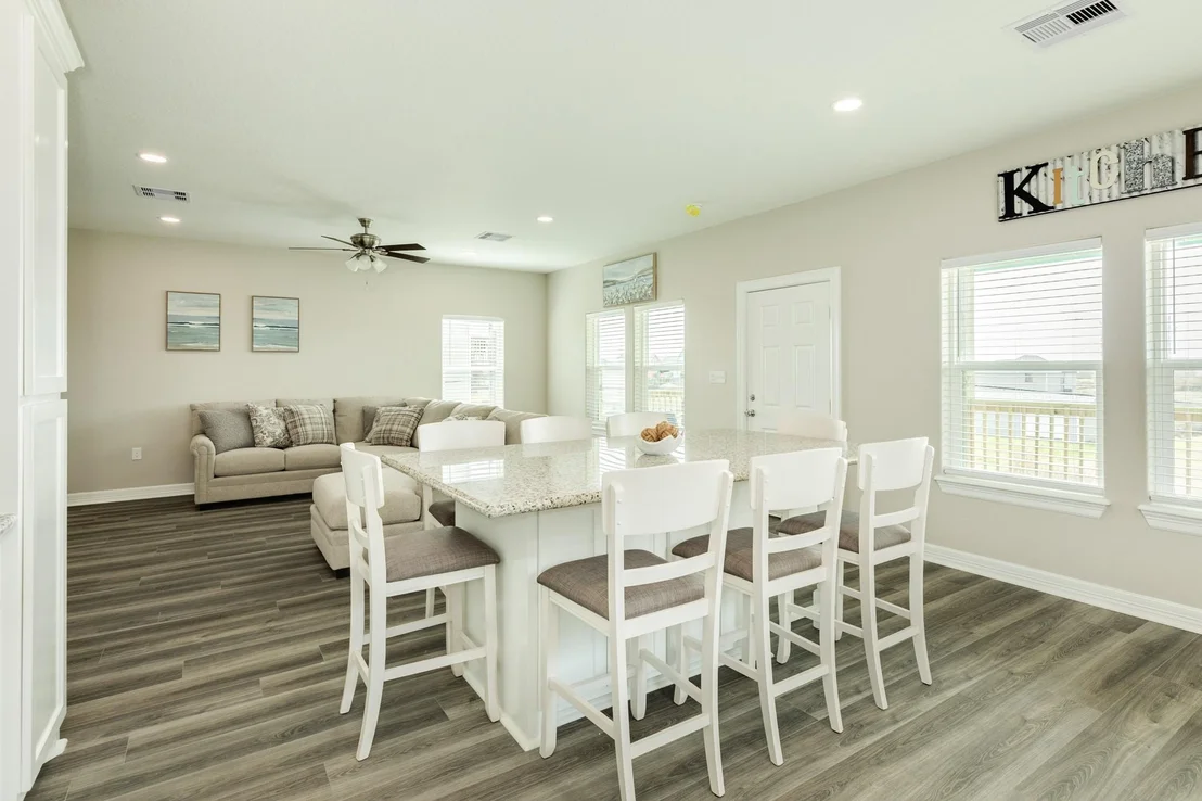 Photo of 524 Thunder Road