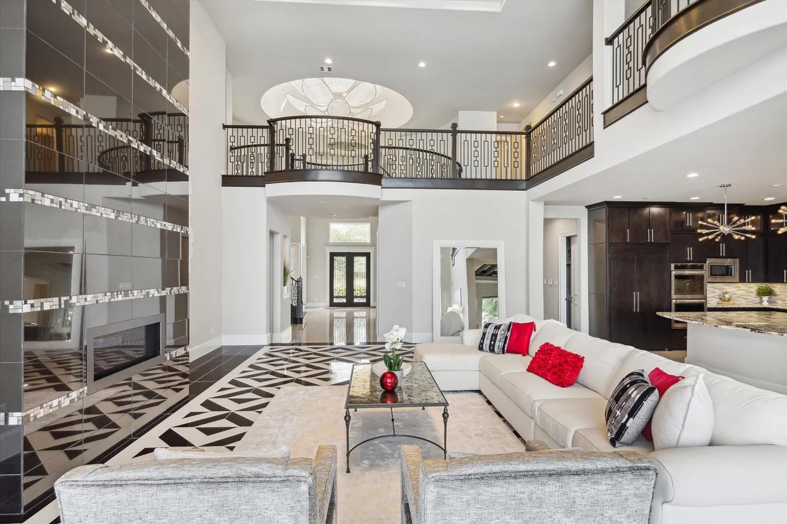Photo of 38 Enclave Manor Drive