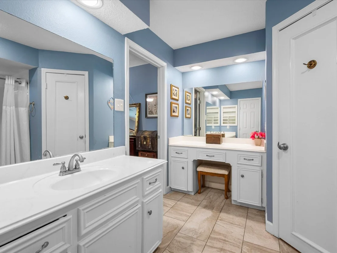 Photo of 15626 Four Leaf Drive