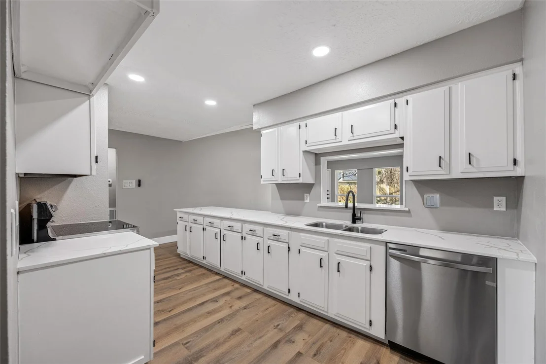 Photo of 4515 Mossygate Drive