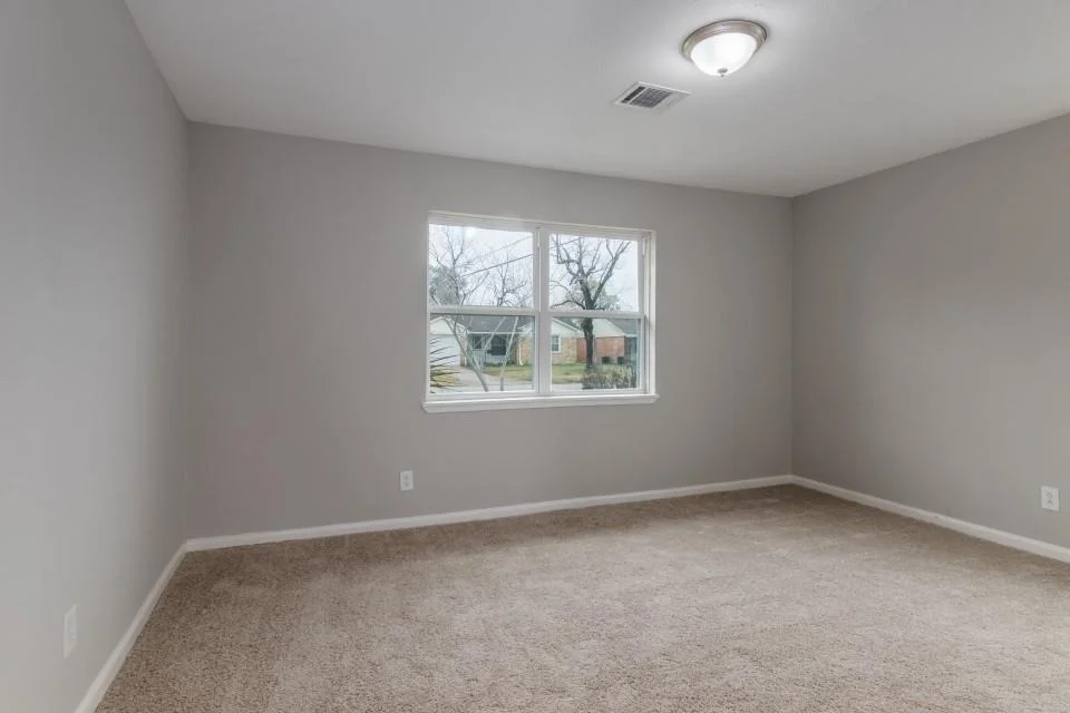 Photo of 201 Floradora Lane
