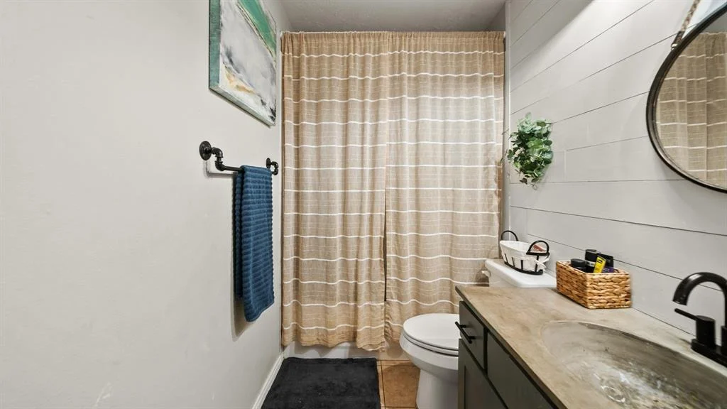 Photo of 5415 Riga Court