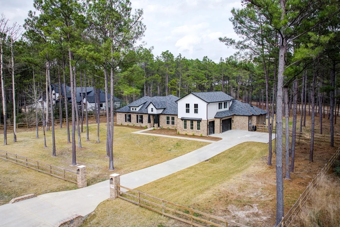 Photo of 15640 Forest Grove Drive