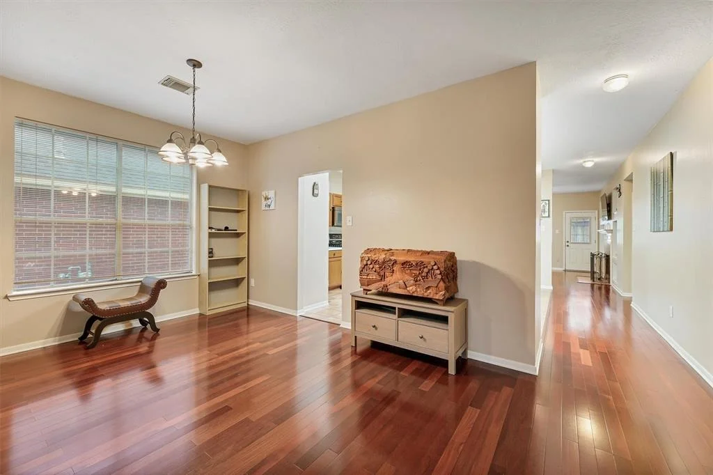 Photo of 9911 Goldenglade Drive