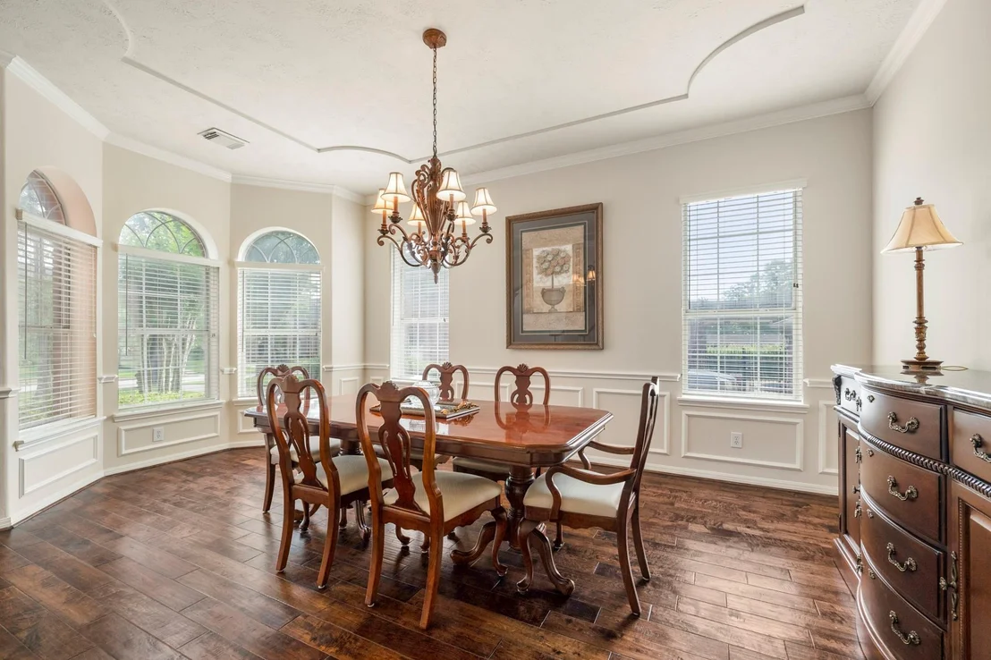 Photo of 6615 Haughton Drive