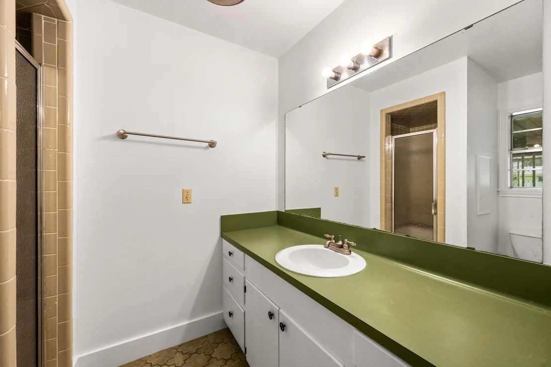 Photo of 103 King Drive
