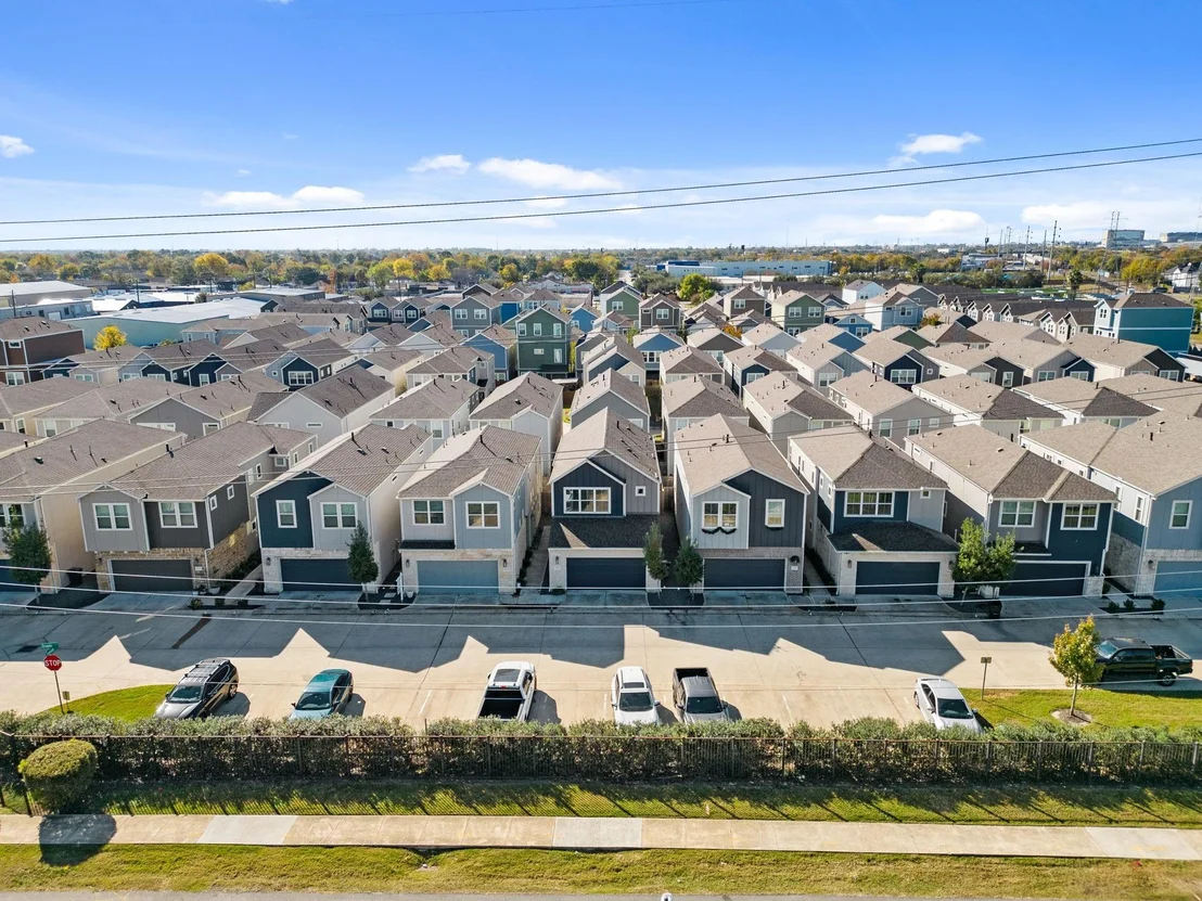 Photo of 5422 Oriente Lane