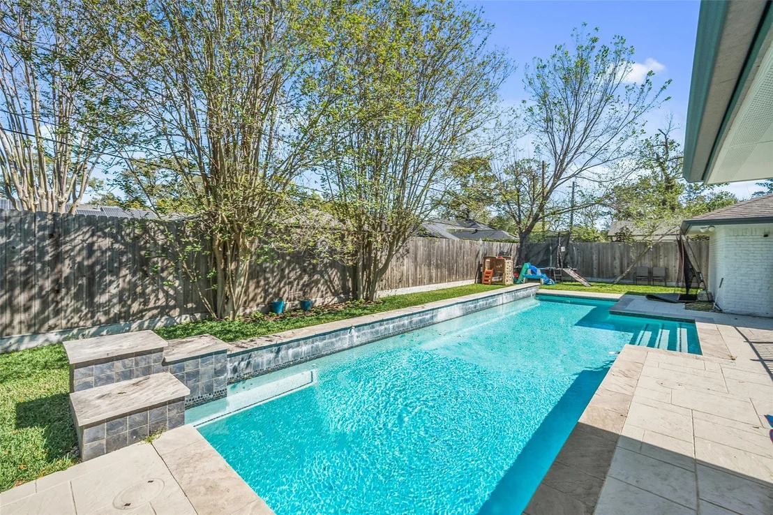 Photo of 8710 Burkhart Road