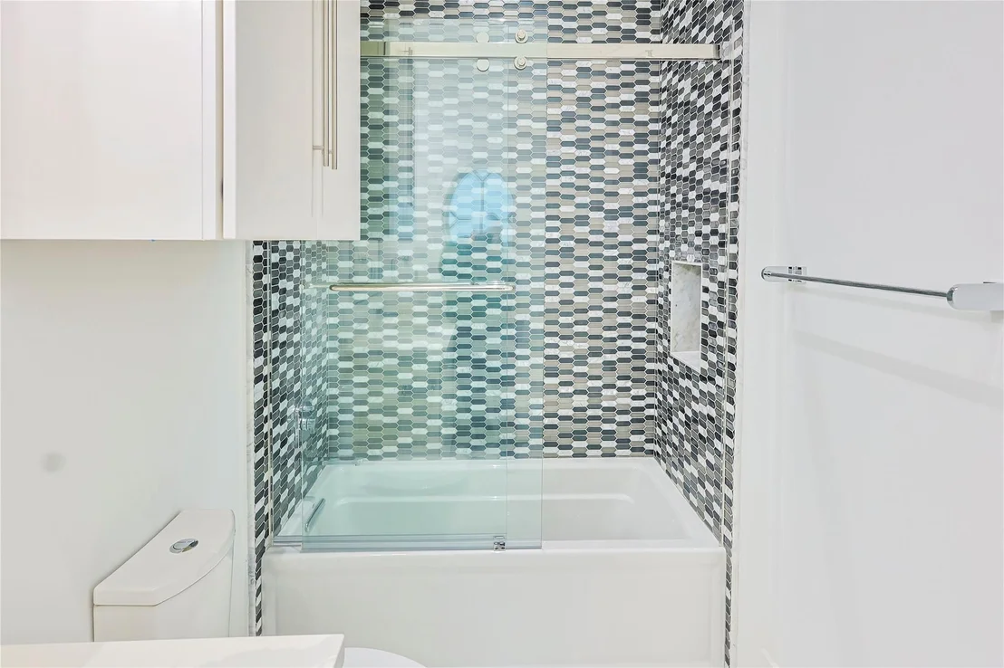Photo of 2425 E Seaside Drive