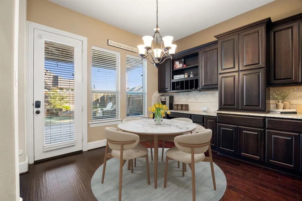 Photo of 27422 Gladway Manor Drive