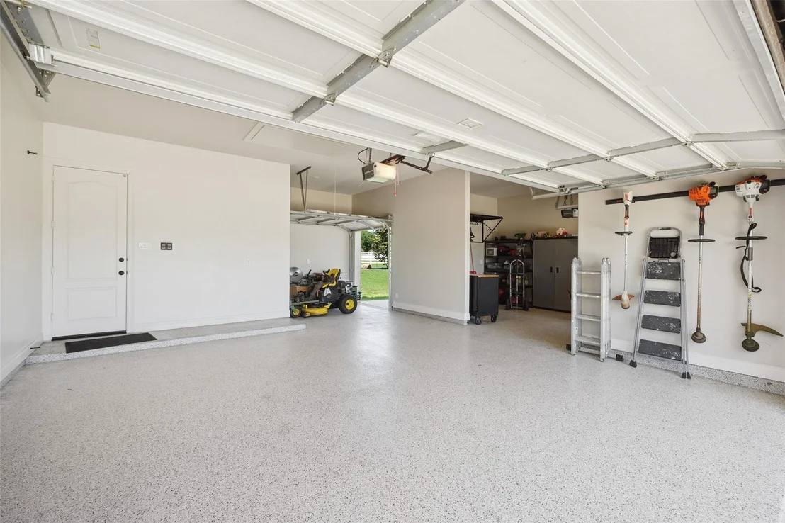 Photo of 5924 Oak Leaf Court