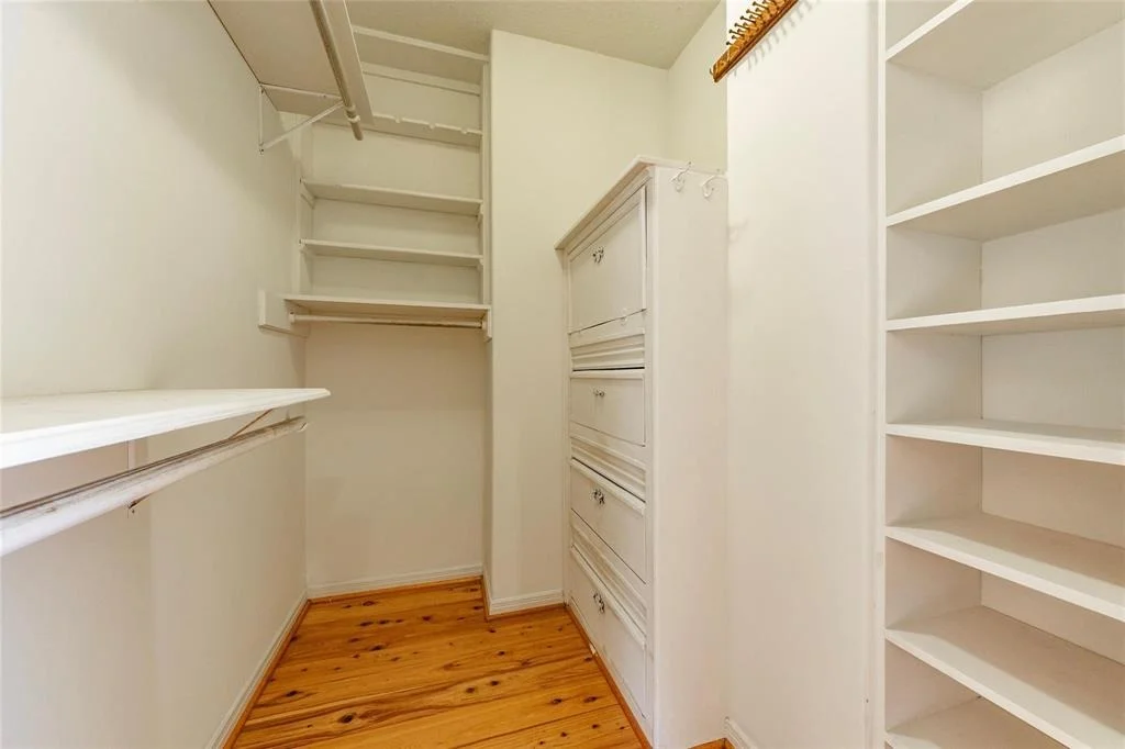 Photo of 2209 Oak Drive