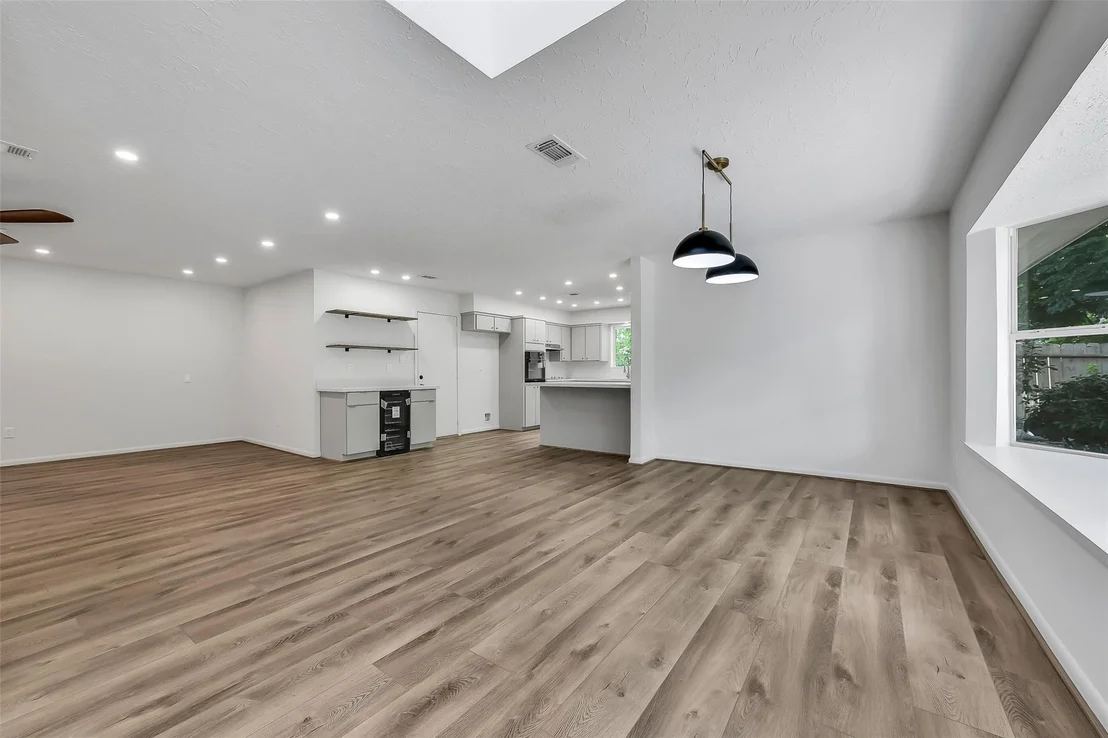 Photo of 1617 Wavecrest Lane