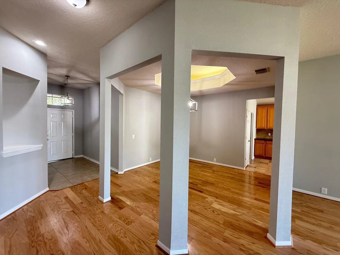 Photo of 7411 Maple Run Drive