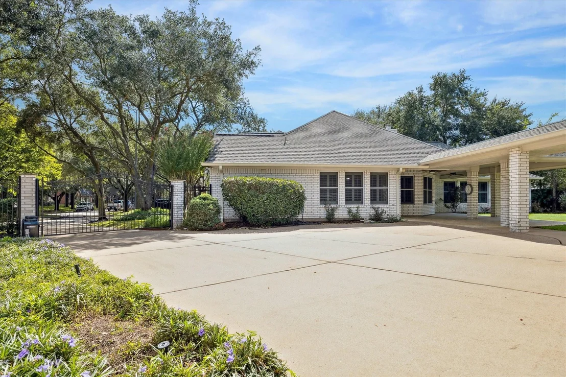 Photo of 17543 Whispering Star Court