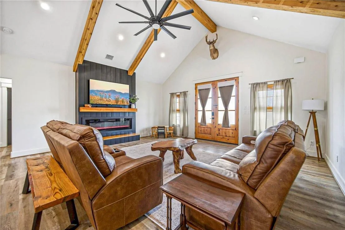Photo of 694 Brushy Creek Drive