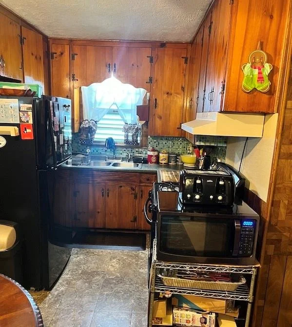 Photo of 121 Lee Drive