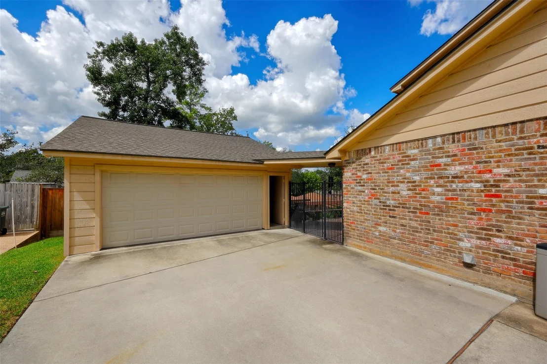 Photo of 206 Virginia Lane