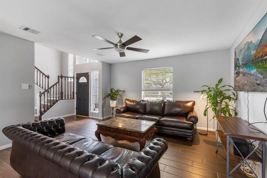 Photo of 18522 Islandbreeze Drive