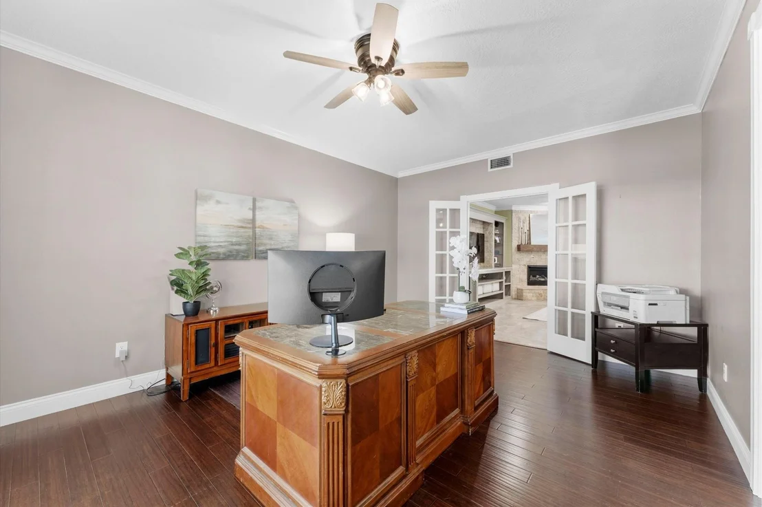 Photo of 33014 Grove Park Drive