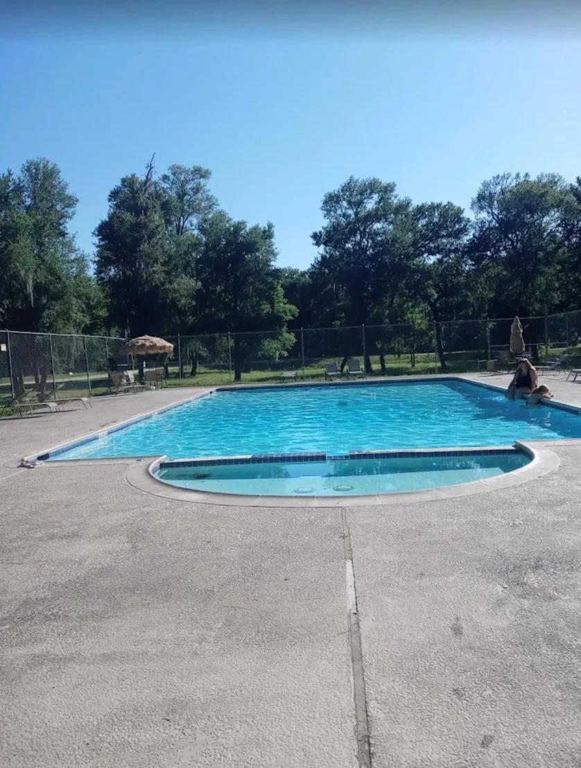 Photo of 454 Lakeview Drive