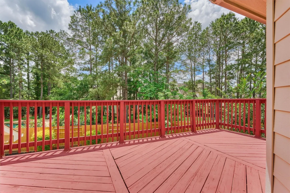Photo of 11 N French Oaks Circle
