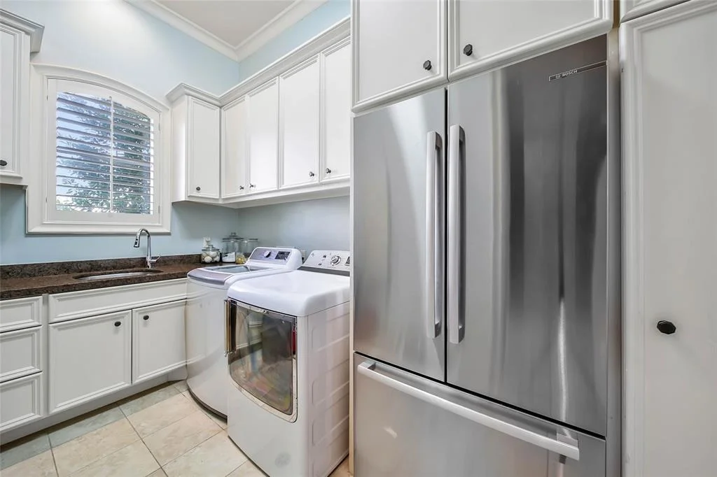 Photo of 306 Rainier Drive
