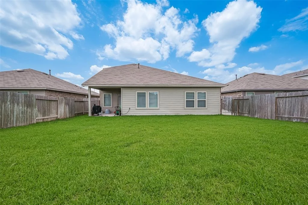 Photo of 23514 Wedgewood Cliff Way