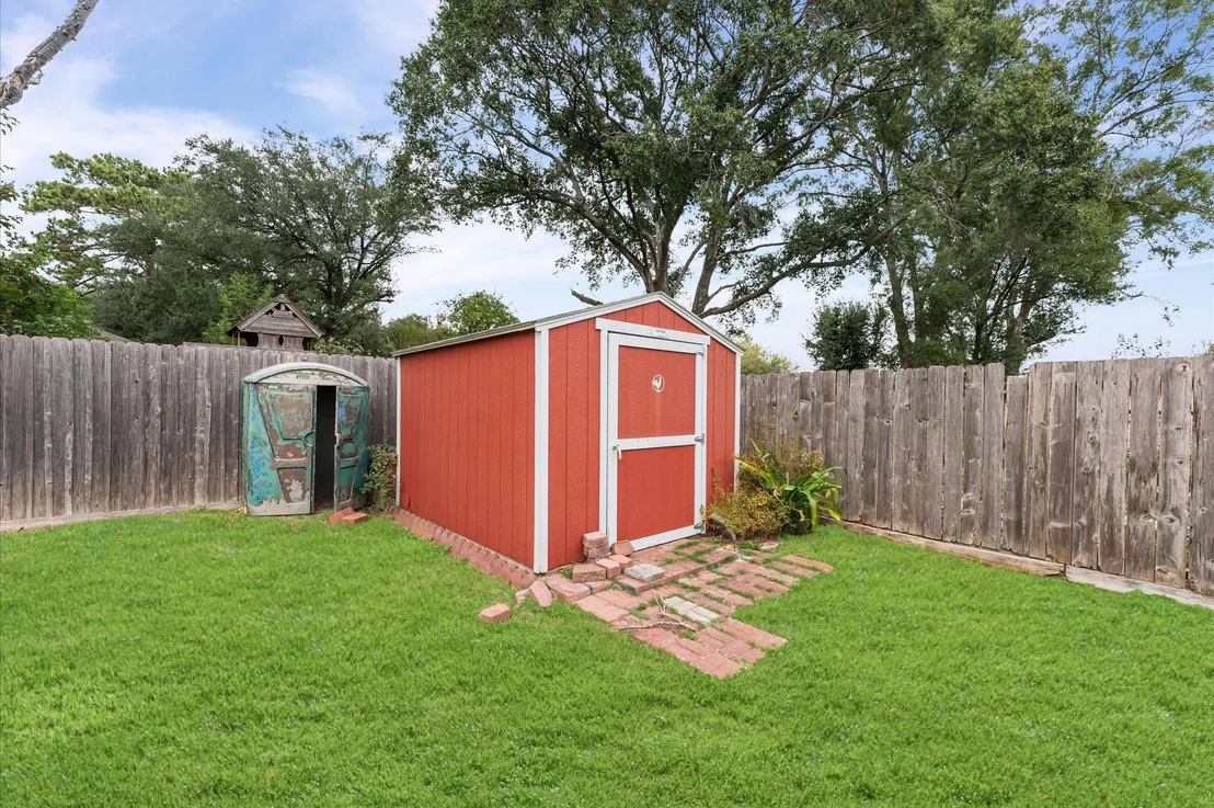 Photo of 12502 Maxim Drive