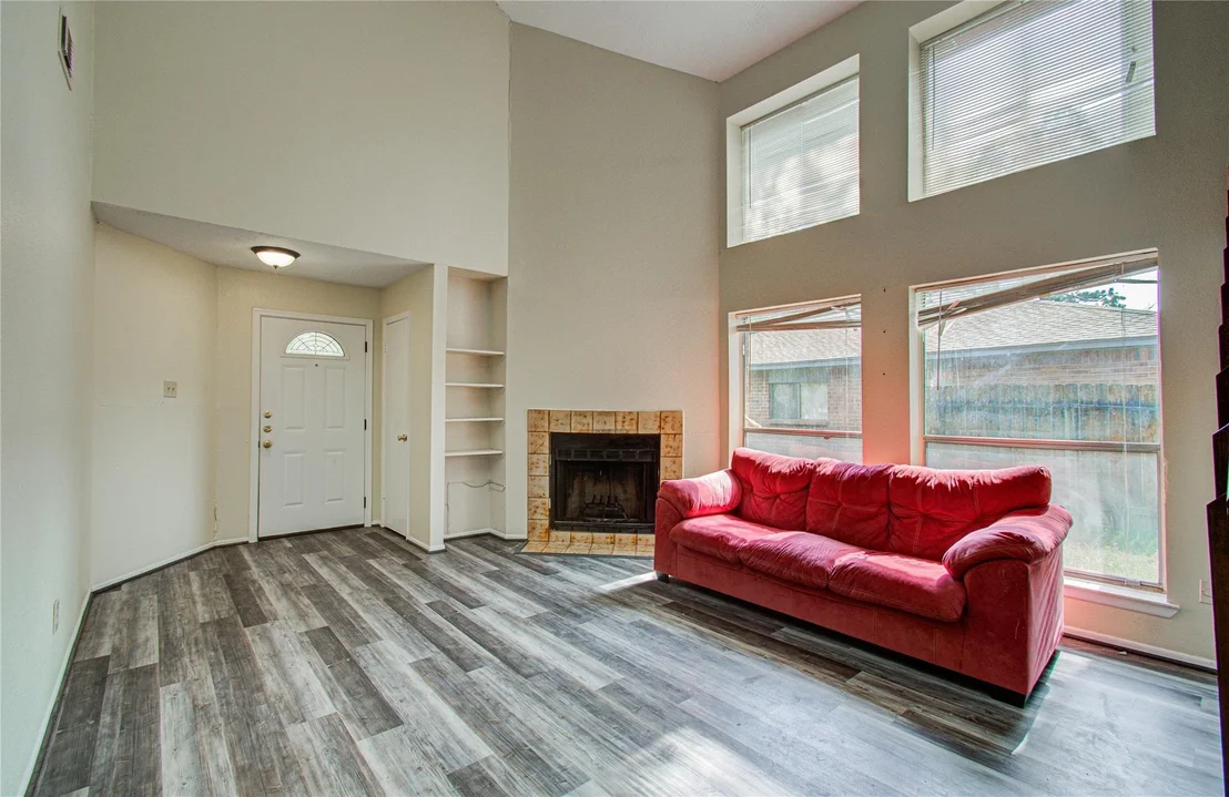 Photo of 4911 Tealgate Drive
