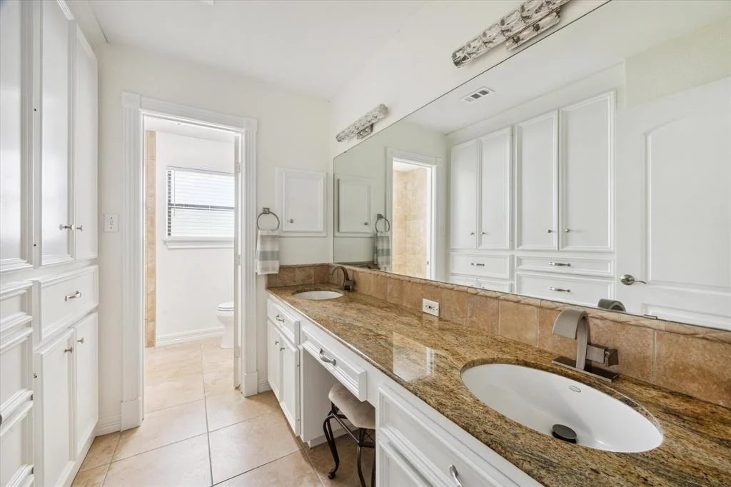 Photo of 303 Bayou View Drive