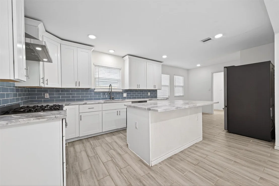 Photo of 11107 Cedarhurst Drive