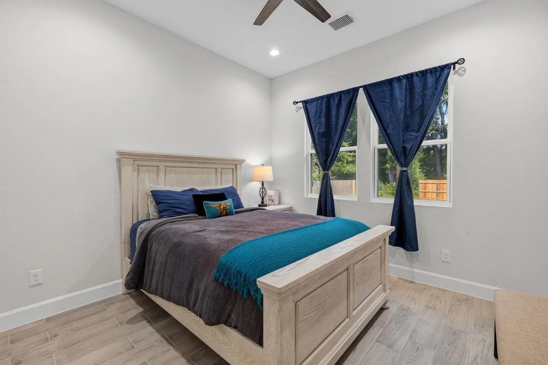 Photo of 2439 Centurian Circle