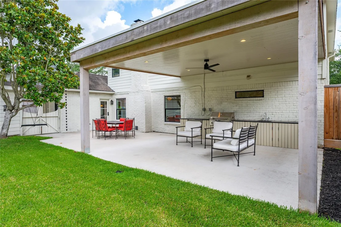 Photo of 12035 Riverview Drive