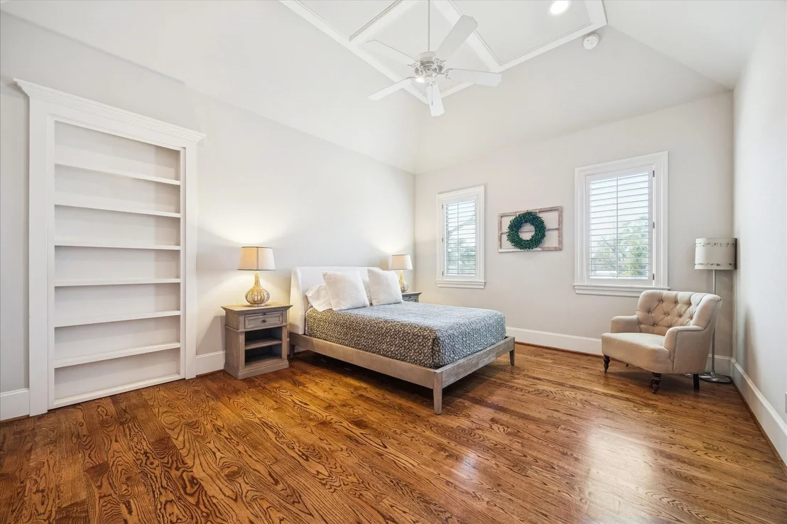 Photo of 1525 Wakefield Drive