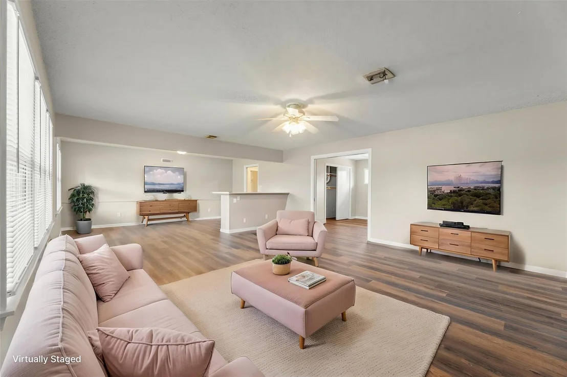 Photo of 1327 Hodges Lane