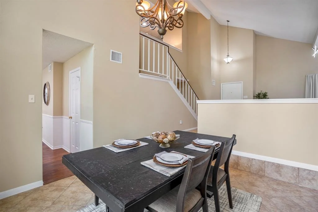 Photo of 6806 Peace River Drive