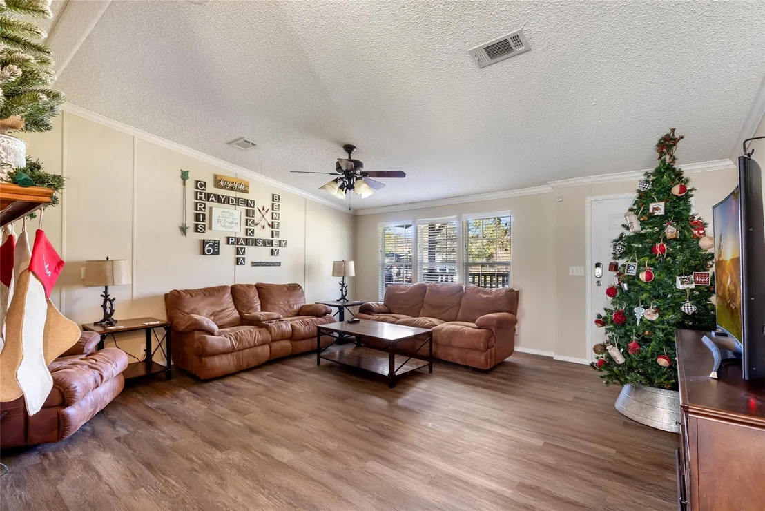 Photo of 104 County Road 4534