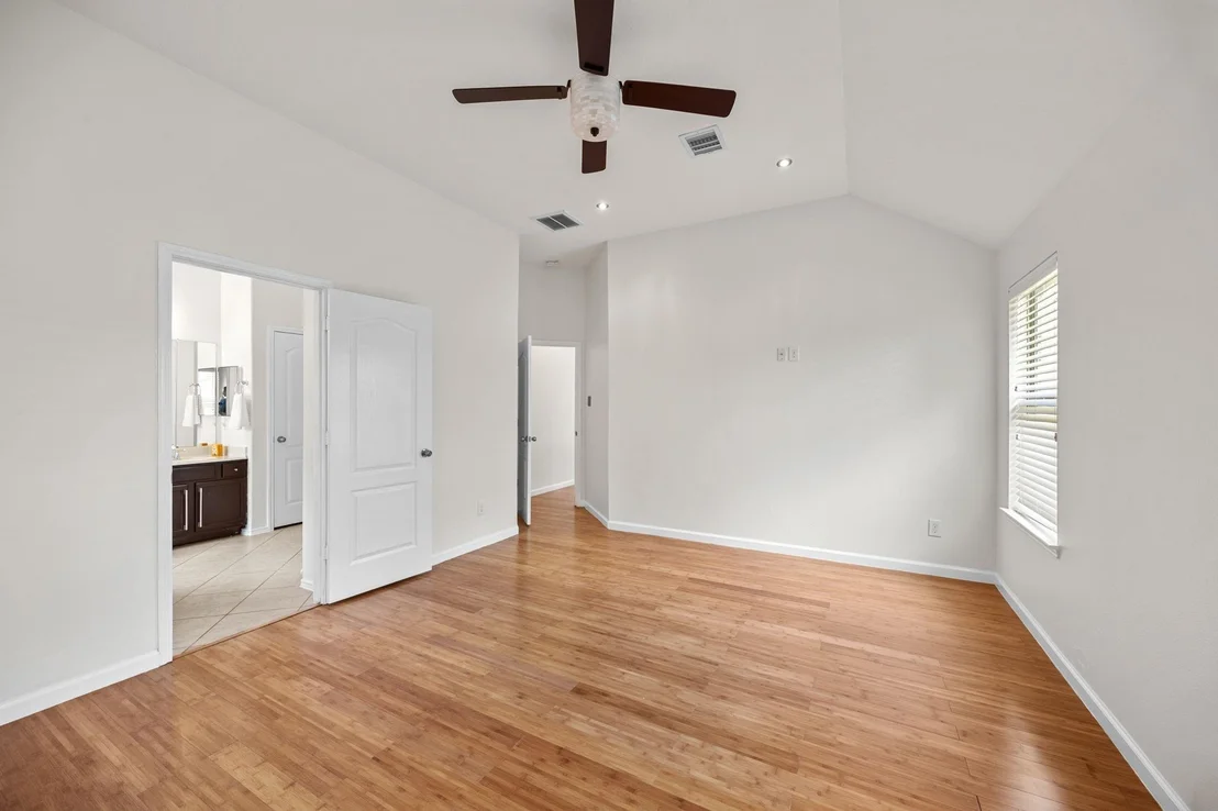 Photo of 2118 Midnight Lane