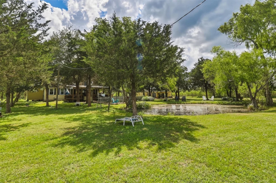 Photo of 2325 Skrivanek Road